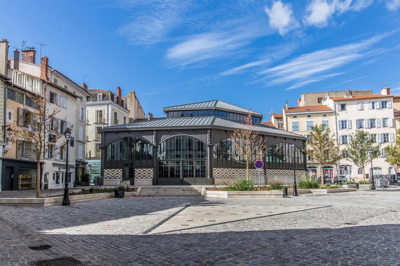 Gîte du rempart avec Balnéo, Garage, 2 SDB 2WC vue sur les monuments Le Puy-en-Velay Extérieur photo